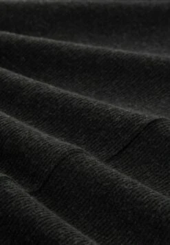 TOM TAILOR Denim Boxy MaglioneShale Grey Melange Donna Maglieria TO721I0LF-C11 -Tom Tailor 8f4ac636a93a43a8842941c1788f5292