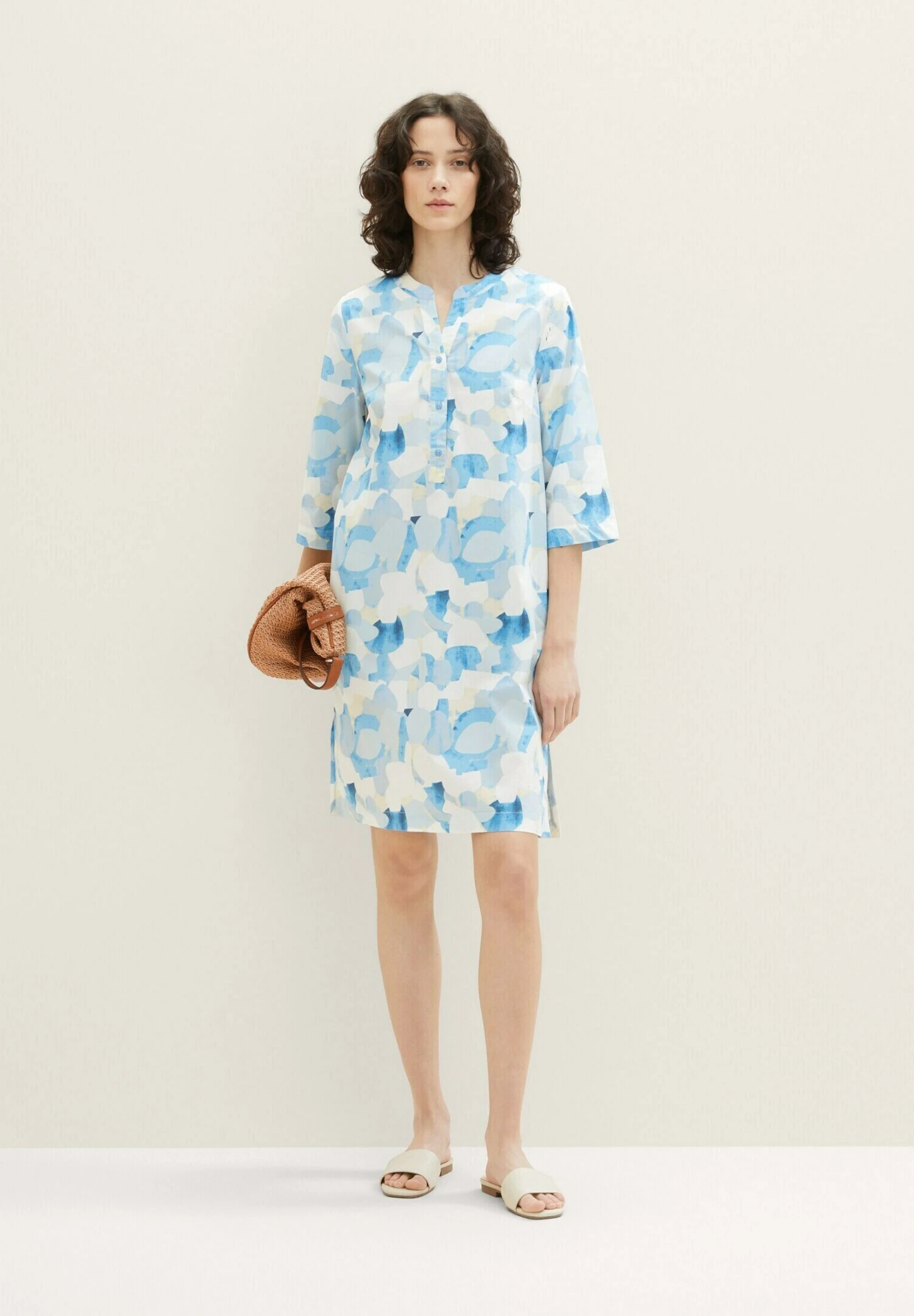 Tom Tailor Vestito EstivoBlue Shapes Design Donna Vestiti TO221C0R0-K11 4 Tom Tailor Vestito EstivoBlue Shapes Design Donna Vestiti TO221C0R0-K11 - immagine 2