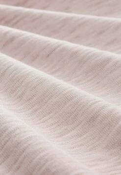 Tom Tailor RundhalsMaglioneVelvet Rose Uomo Maglieria TO222Q0R5-J11 -Tom Tailor 9e1a96ed93494b69afa6047fca95cb53