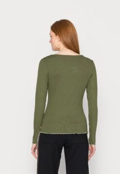 TOM TAILOR Denim Boat Neck LongsleeveMaglietta A Manica LungaCypress Olive Donna T-shirt E Top TO721D0YF-N11 -Tom Tailor a049f139166d4faa9a55e12c0b200cc1