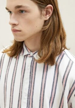 TOM TAILOR Denim Mit StreifenCamiciaWhite Navy Red Stripe Uomo Camicie TO722D0RU-A11 11 TOM TAILOR Denim Mit StreifenCamiciaWhite Navy Red Stripe Uomo Camicie TO722D0RU-A11 -Tom Tailor a1f79a986f9945b2a04d082d3e09f450