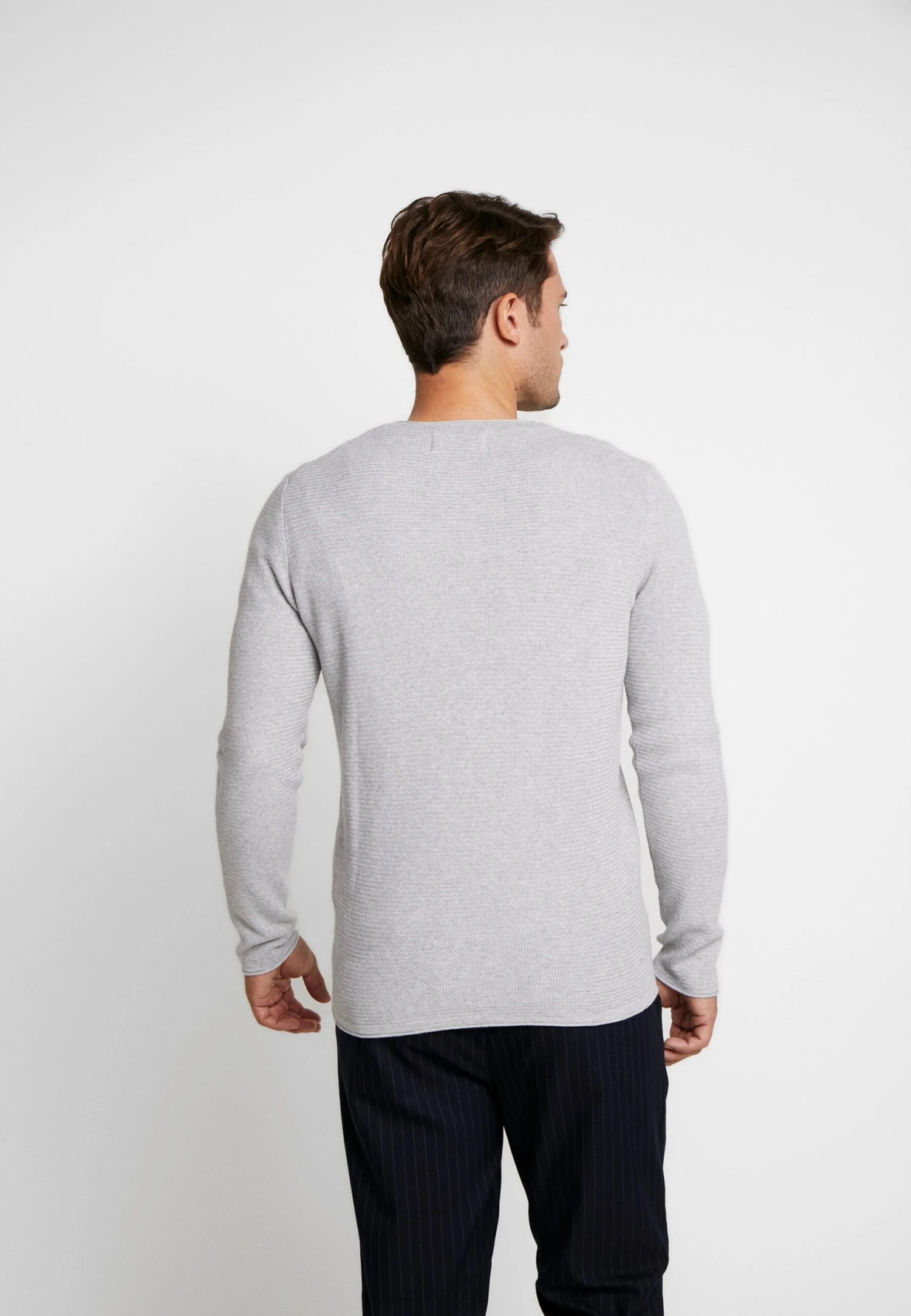 TOM TAILOR Denim Zigzag Structured CrewneckMaglioneLava Stone Grey Melange Uomo Maglieria TO722Q080-C11 5 TOM TAILOR Denim Zigzag Structured CrewneckMaglioneLava Stone Grey Melange Uomo Maglieria TO722Q080-C11 - immagine 3