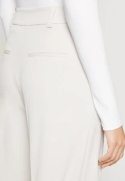 Tom Tailor Lea Wide LegPantaloniClouds Grey Donna Pantaloni TO221A0JE-C11 11 Tom Tailor Lea Wide LegPantaloniClouds Grey Donna Pantaloni TO221A0JE-C11 -Tom Tailor b9aa92c4cc084befb09e7bd2790dc779