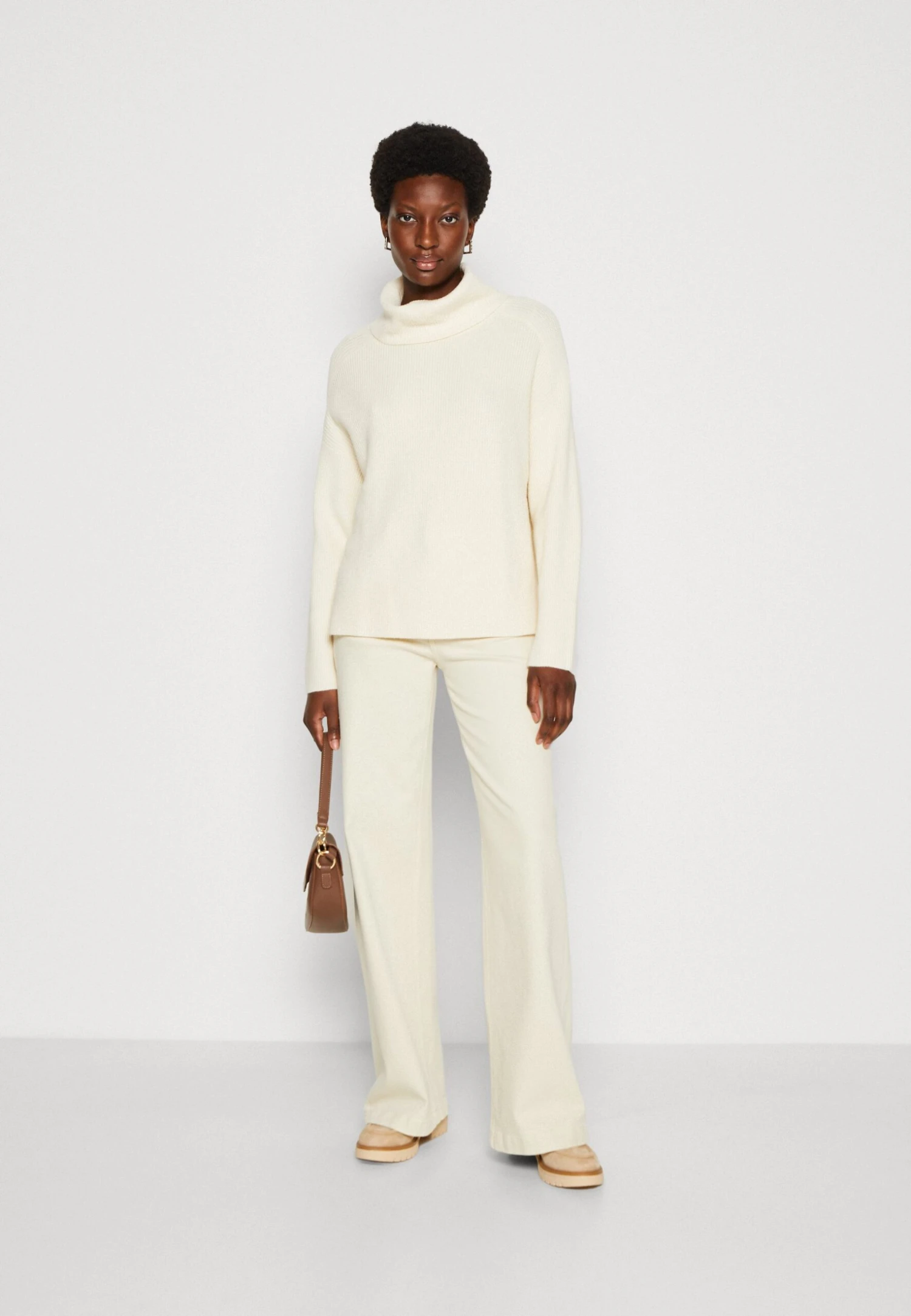 Tom Tailor TurtleneckMaglioneSoft Beige Solid Donna Maglieria TO221I0TX-B11 4 Tom Tailor TurtleneckMaglioneSoft Beige Solid Donna Maglieria TO221I0TX-B11 - immagine 2