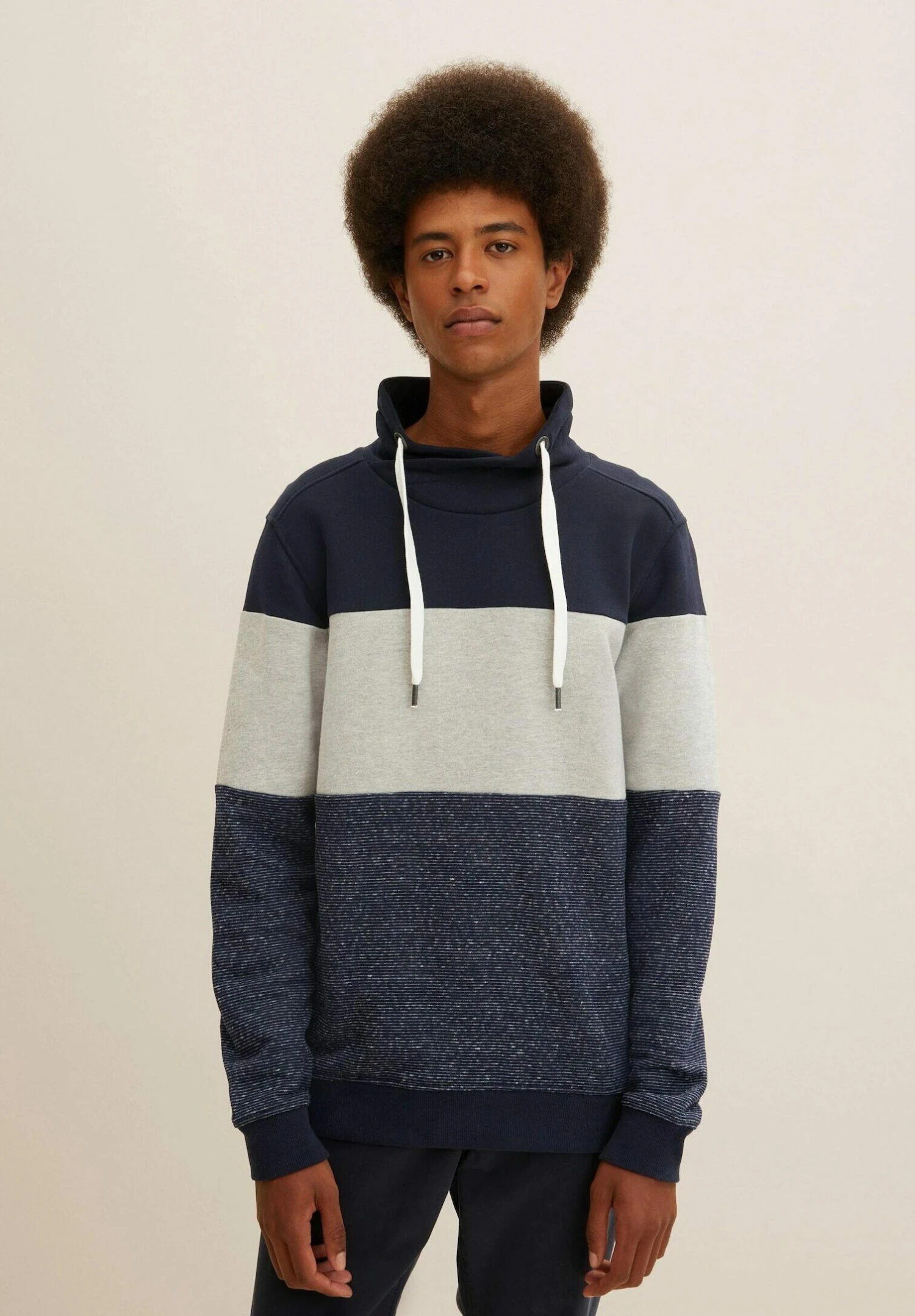 Tom Tailor Mit Blocking FelpaMiddle Grey Melange Uomo Maglieria E Felpe TO222S0EP-C11 3 Tom Tailor Mit Blocking FelpaMiddle Grey Melange Uomo Maglieria E Felpe TO222S0EP-C11