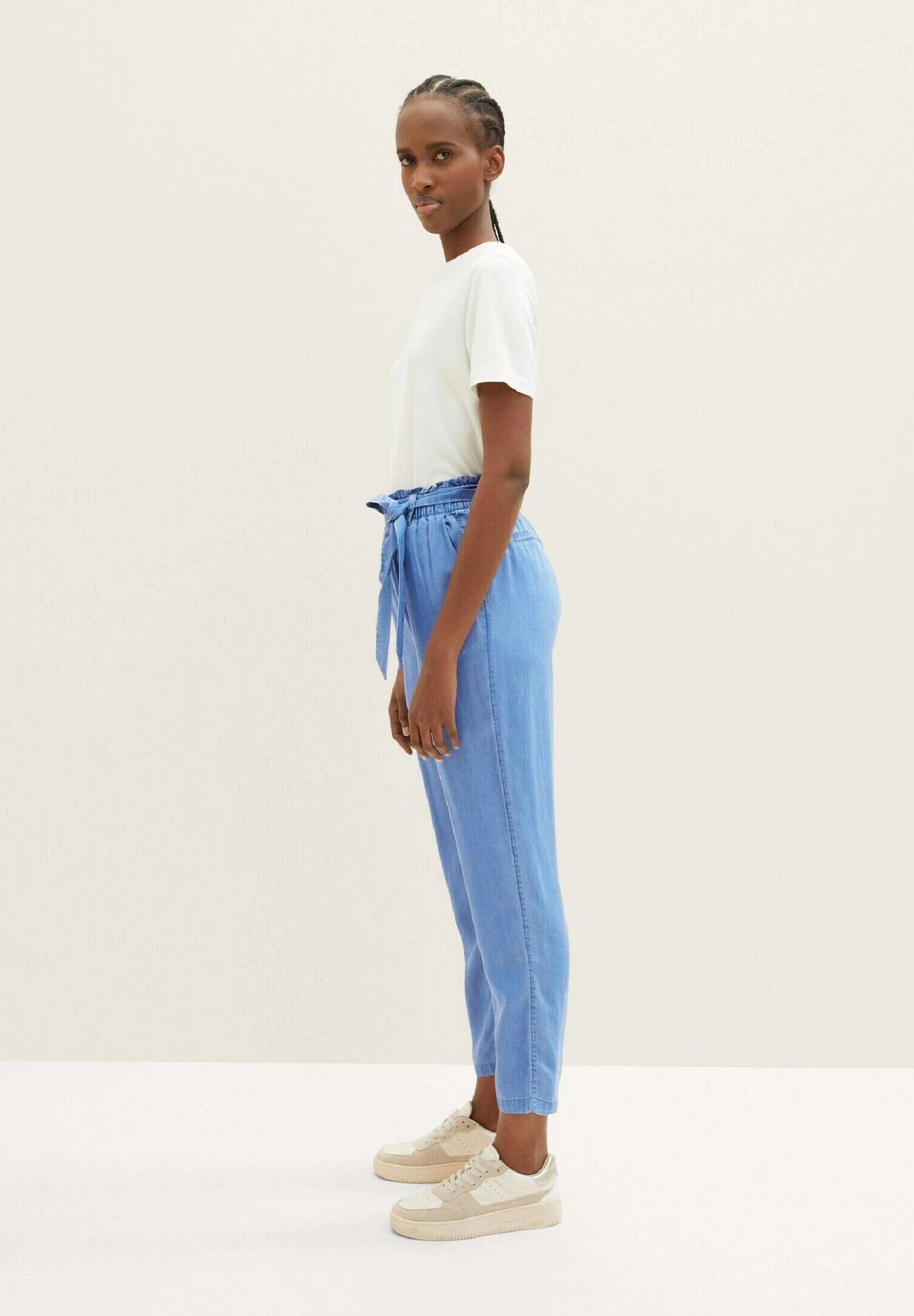 TOM TAILOR Denim Mit Elastischem BundPantaloniBright Mid Blue Chambray Donna Pantaloni TO721A0BL-K11 6 TOM TAILOR Denim Mit Elastischem BundPantaloniBright Mid Blue Chambray Donna Pantaloni TO721A0BL-K11 - immagine 4