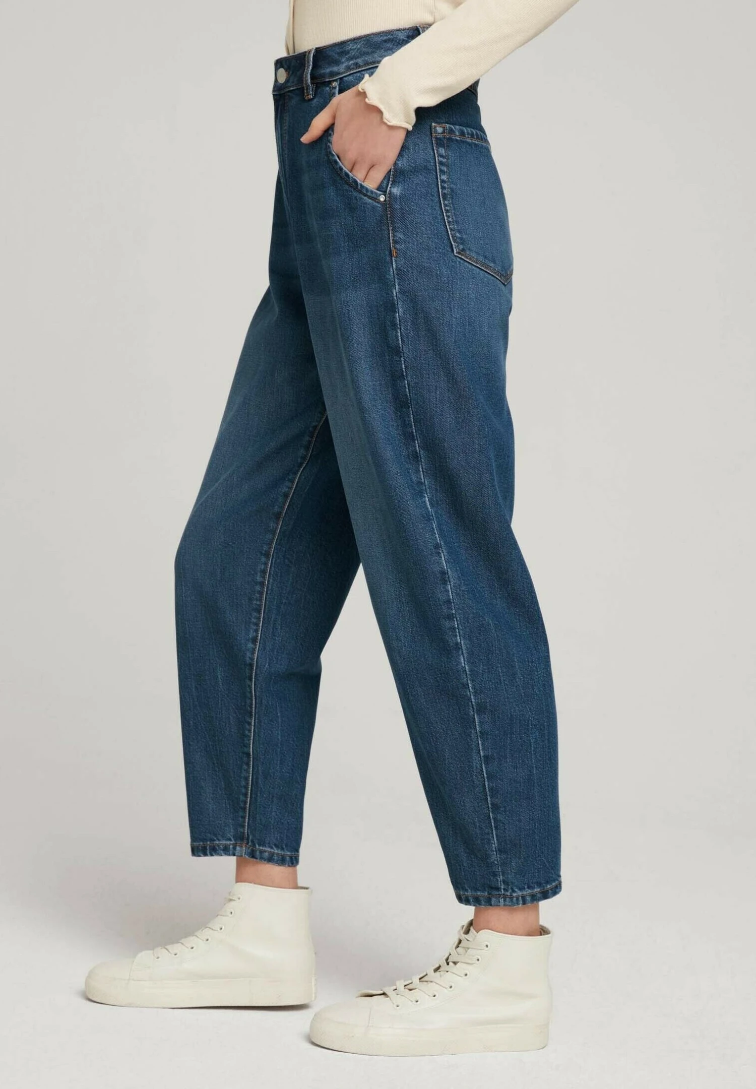 TOM TAILOR Denim Barrel Mom VintageJeans Tapered FitUsed Mid Stone Blue Denim Donna Jeans TO721N0A0-K11 7 TOM TAILOR Denim Barrel Mom VintageJeans Tapered FitUsed Mid Stone Blue Denim Donna Jeans TO721N0A0-K11 - immagine 5