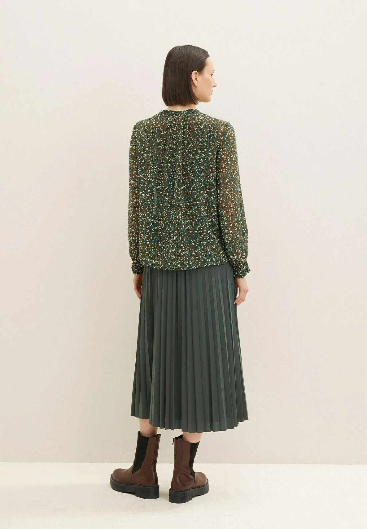 Tom Tailor CamicettaAbstract Minimal Design Donna Camicie E Bluse TO221E14H-Q11 5 Tom Tailor CamicettaAbstract Minimal Design Donna Camicie E Bluse TO221E14H-Q11 - immagine 3