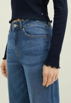 TOM TAILOR Denim Cropped Maglietta A Manica LungaSky Captain Blue Donna T-shirt E Top TO721D144-K11 -Tom Tailor c61fecf845994fa4a3eaf05a6ee5ffba