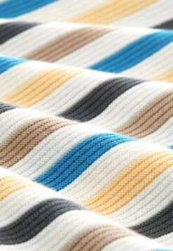 Tom Tailor Knit Jumper With Round NecklineMaglioneBlue Multicolor Stripe Donna Maglieria TO221I0IQ-T12 14 Tom Tailor Knit Jumper With Round NecklineMaglioneBlue Multicolor Stripe Donna Maglieria TO221I0IQ-T12 -Tom Tailor c6ce3e57c09947b3a4a88a5daddcb170