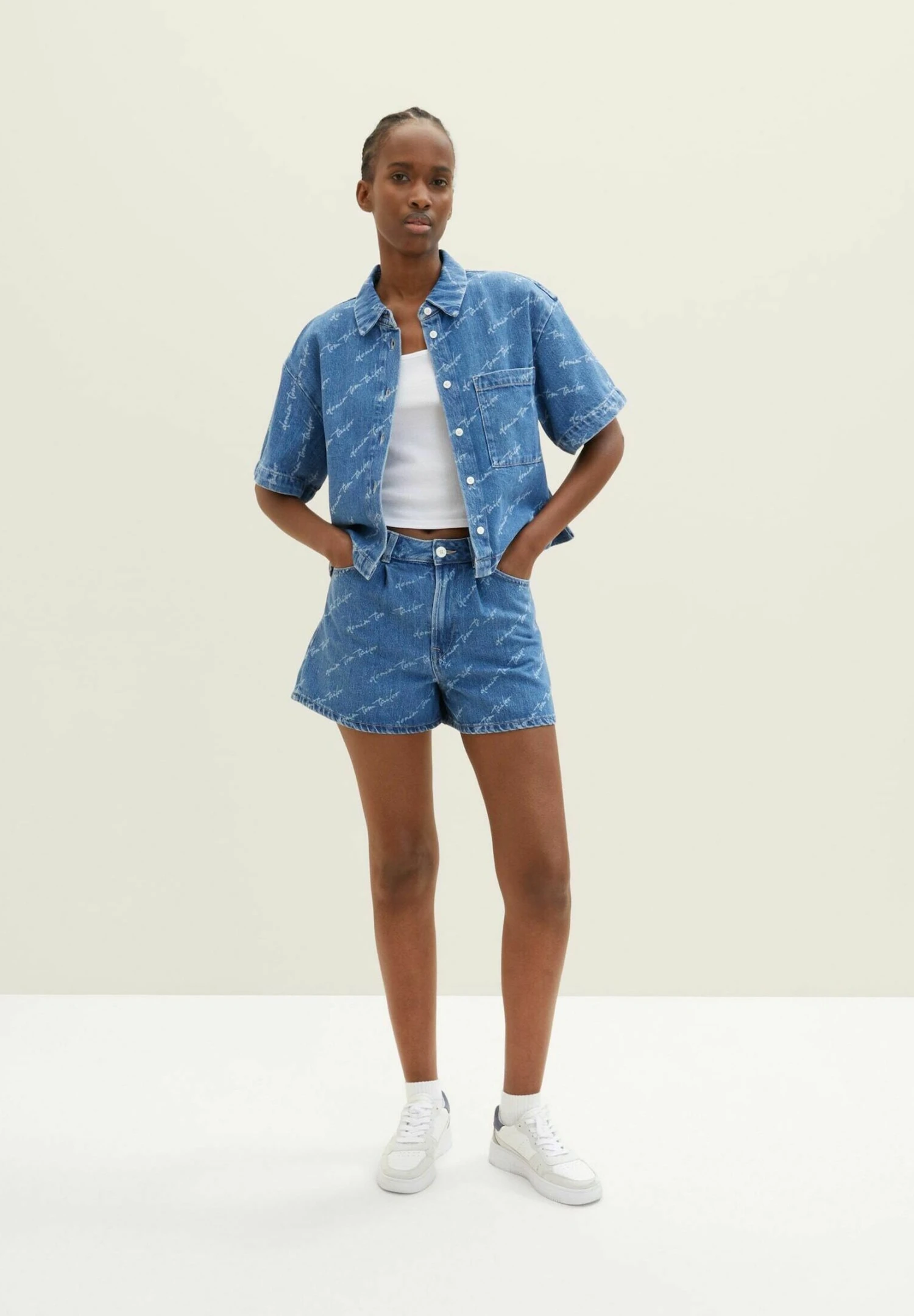 TOM TAILOR Denim Mit Logo PrintShorts Di JeansDenim Laser Print Donna Jeans TO721S03X-K11 4 TOM TAILOR Denim Mit Logo PrintShorts Di JeansDenim Laser Print Donna Jeans TO721S03X-K11 - immagine 2