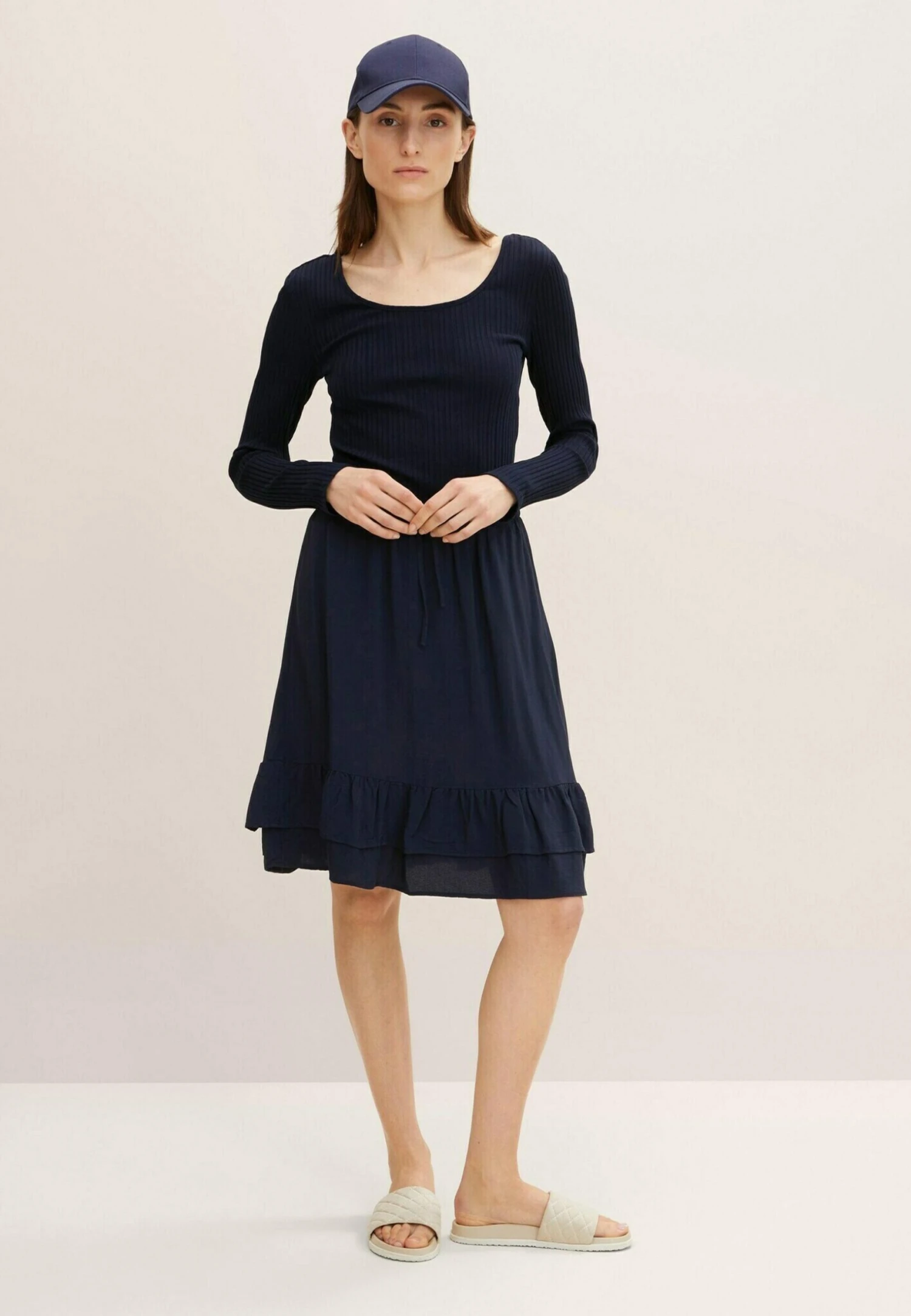 Tom Tailor Mit Volantsâ Gonna A CampanaSky Captain Blue Donna Gonne TO221B0CO-K11 6 Tom Tailor Mit Volantsâ Gonna A CampanaSky Captain Blue Donna Gonne TO221B0CO-K11 - immagine 4