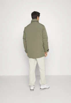 TOM TAILOR Denim Cappotto InvernaleDusty Olive Green Uomo Cappotti TO722T07W-M11 -Tom Tailor ccd9727b8c934d3eb40875a57ce25370