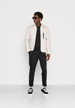 TOM TAILOR Denim Quilted Liner JacketGiubbotto BomberLight Dove Grey Uomo Giacche TO722T06P-C11 -Tom Tailor cfe41b047a7e4d958f9b4600fc1ebcee