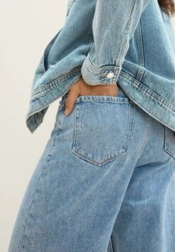 TOM TAILOR Denim Jeans A SigarettaDestroyed Light Stone Blue Denim Donna Jeans TO721N0B7-K11 15 TOM TAILOR Denim Jeans A SigarettaDestroyed Light Stone Blue Denim Donna Jeans TO721N0B7-K11 -Tom Tailor d3e0ac7f918945af8f07ba713ba7a729