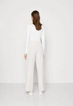 Tom Tailor Lea Wide LegPantaloniClouds Grey Donna Pantaloni TO221A0JE-C11 10 Tom Tailor Lea Wide LegPantaloniClouds Grey Donna Pantaloni TO221A0JE-C11 -Tom Tailor d761ea1a4c354c7e9c8be6f9badc4fbf