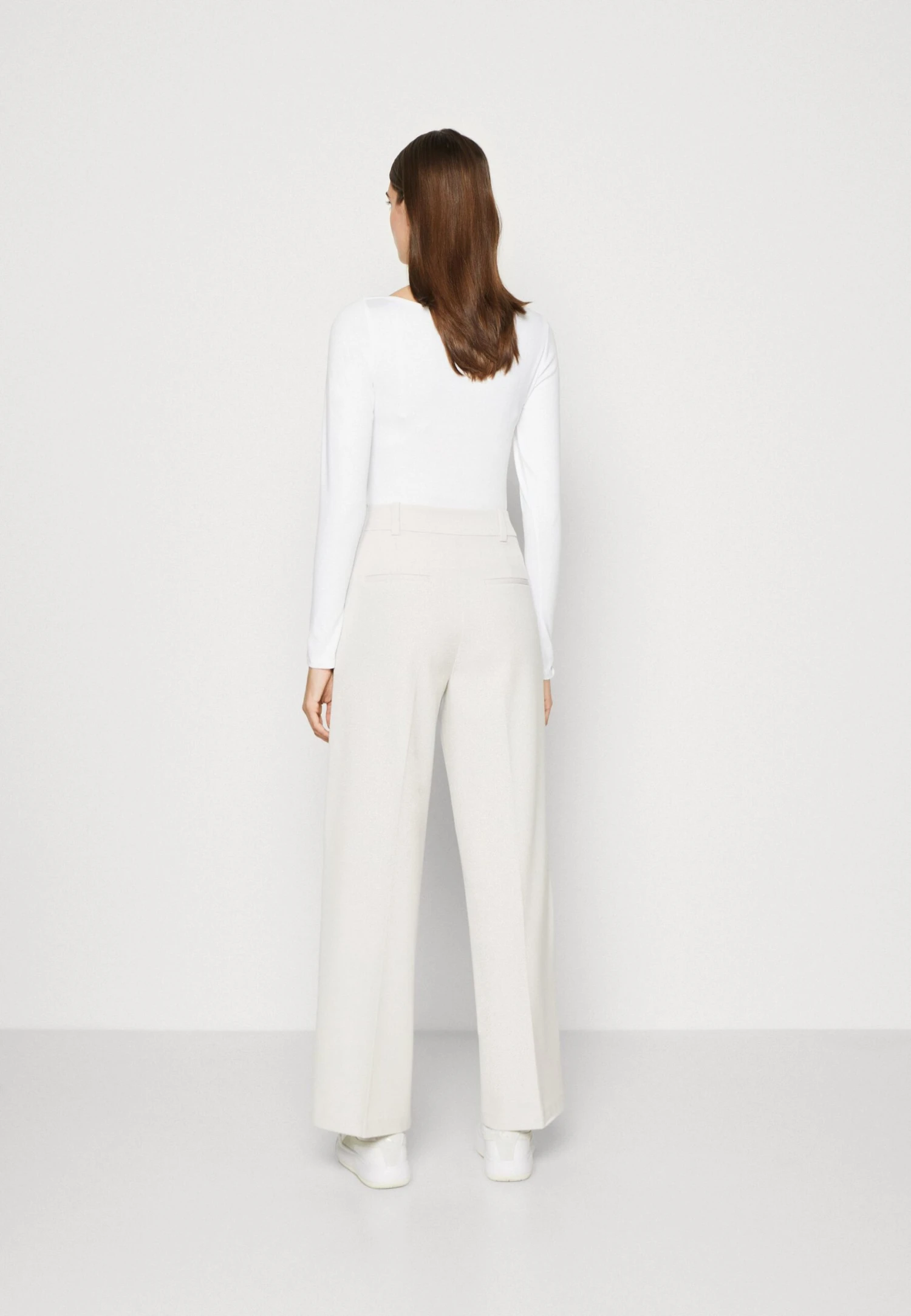 Tom Tailor Lea Wide LegPantaloniClouds Grey Donna Pantaloni TO221A0JE-C11 5 Tom Tailor Lea Wide LegPantaloniClouds Grey Donna Pantaloni TO221A0JE-C11 - immagine 3