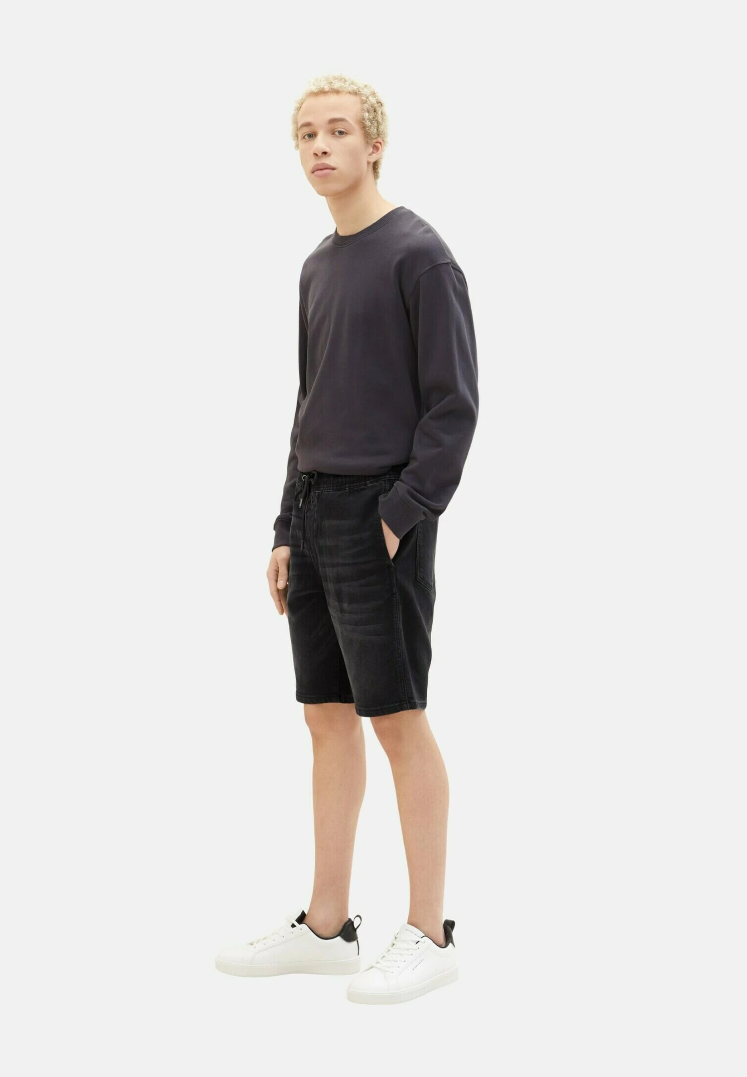 TOM TAILOR Denim Mit Elastischem BundShorts Di JeansUsed Dark Stone Black Denim Uomo Jeans TO722F0A0-Q11 8 TOM TAILOR Denim Mit Elastischem BundShorts Di JeansUsed Dark Stone Black Denim Uomo Jeans TO722F0A0-Q11 - immagine 6