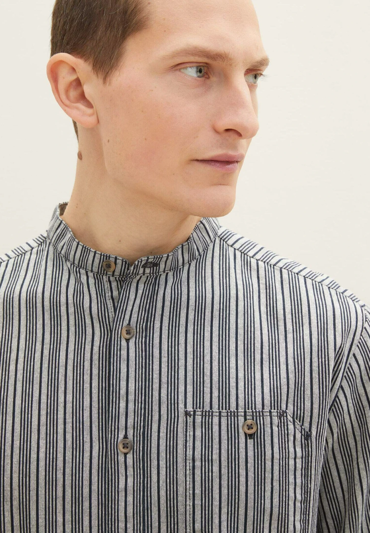 Tom Tailor CamiciaNavy Irregular Stripe Uomo Camicie TO222D0ZH-K11 6 Tom Tailor CamiciaNavy Irregular Stripe Uomo Camicie TO222D0ZH-K11 - immagine 4