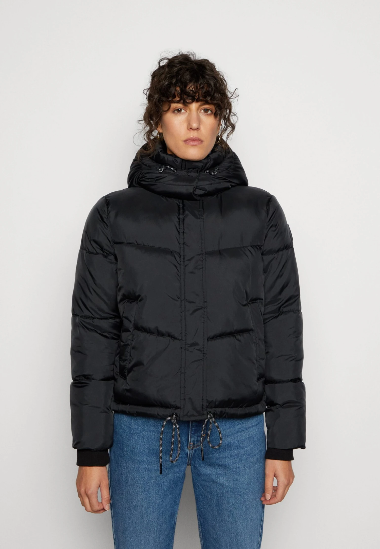 TOM TAILOR Denim Hooded Arctic Puffer JacketGiacca InvernaleDeep Black Donna Giacche E Blazer TO721U04I-Q11 3 TOM TAILOR Denim Hooded Arctic Puffer JacketGiacca InvernaleDeep Black Donna Giacche E Blazer TO721U04I-Q11