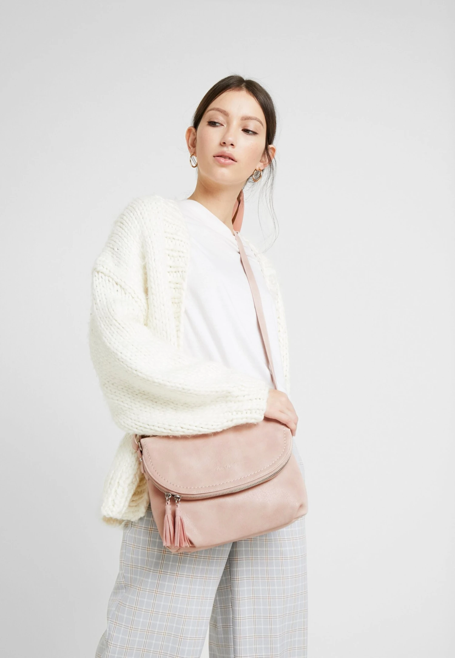 Tom Tailor LariBorsa A TracollaLight Rose Donna Borse TO251H0LE-J11 4 Tom Tailor LariBorsa A TracollaLight Rose Donna Borse TO251H0LE-J11 - immagine 2