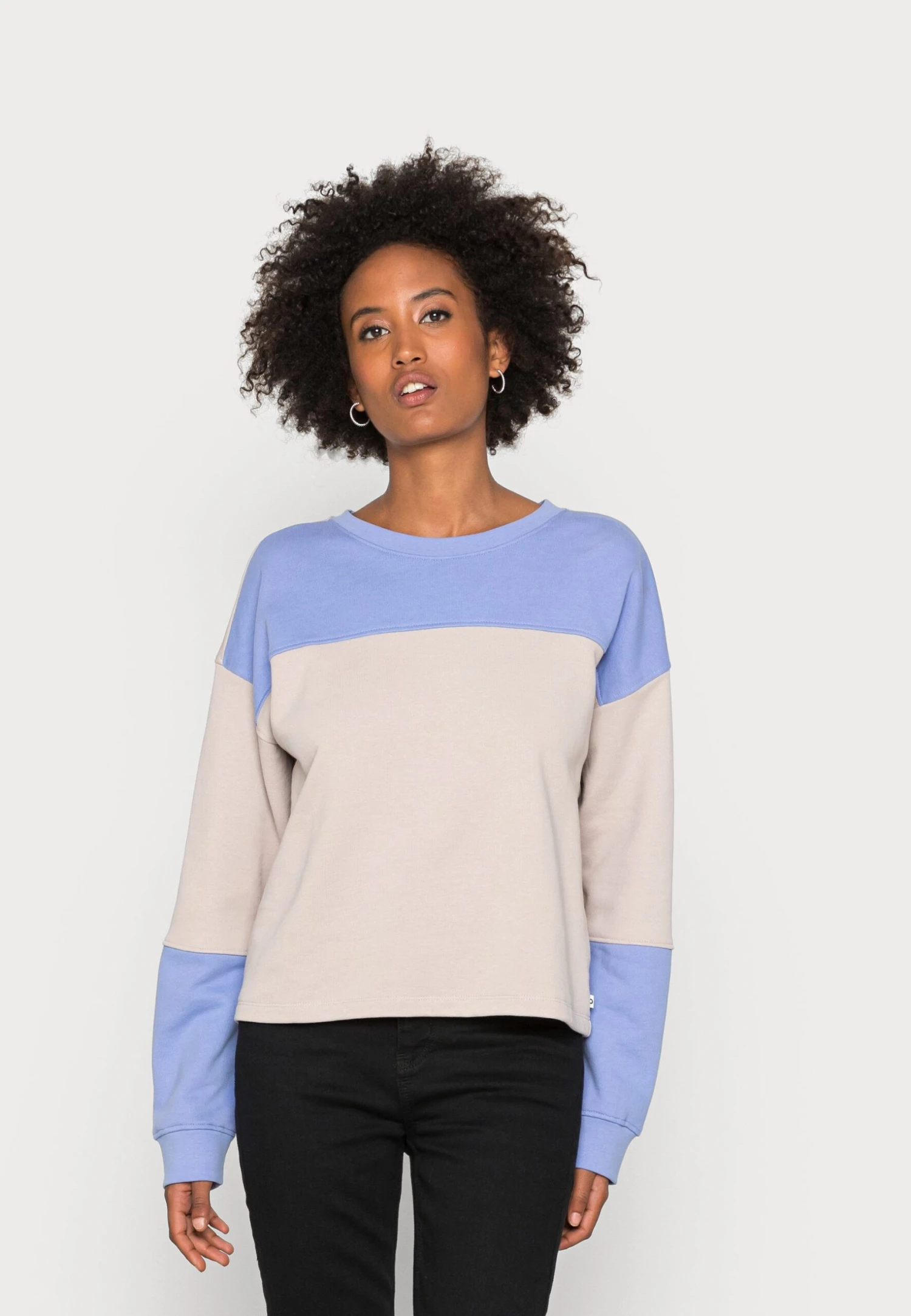 TOM TAILOR Denim RelaxedFelpaMid Blue/Beige Colorblock Donna Felpe TO721J0CI-K11 3 TOM TAILOR Denim RelaxedFelpaMid Blue/Beige Colorblock Donna Felpe TO721J0CI-K11