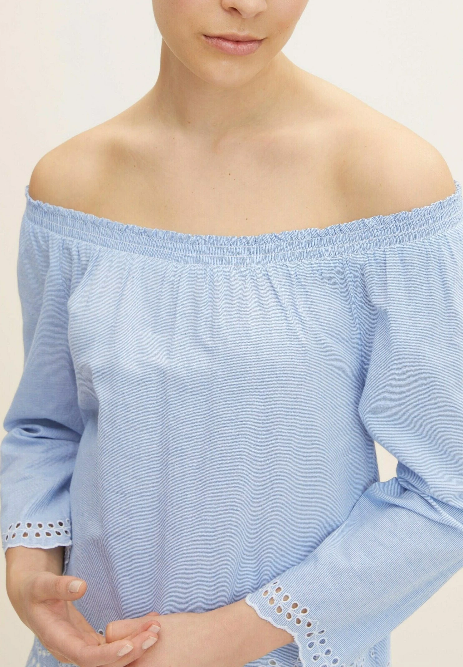 Tom Tailor CamicettaBlue White Stripe Donna Camicie E Bluse TO221E122-K11 6 Tom Tailor CamicettaBlue White Stripe Donna Camicie E Bluse TO221E122-K11 - immagine 4