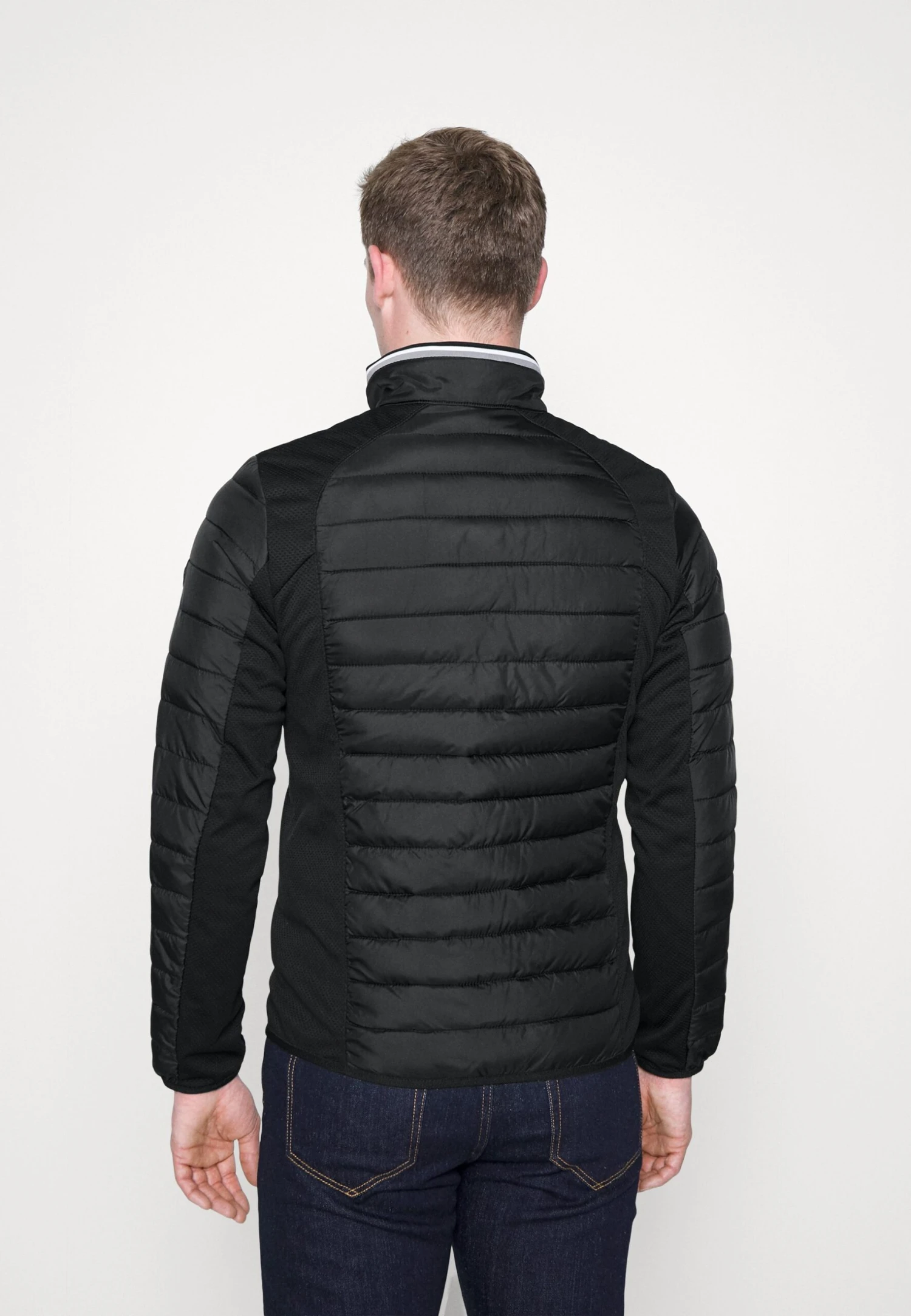 Tom Tailor Hybrid Giacca Da Mezza StagioneBlack Uomo Giacche TO222T0AX-Q11 5 Tom Tailor Hybrid Giacca Da Mezza StagioneBlack Uomo Giacche TO222T0AX-Q11 - immagine 3