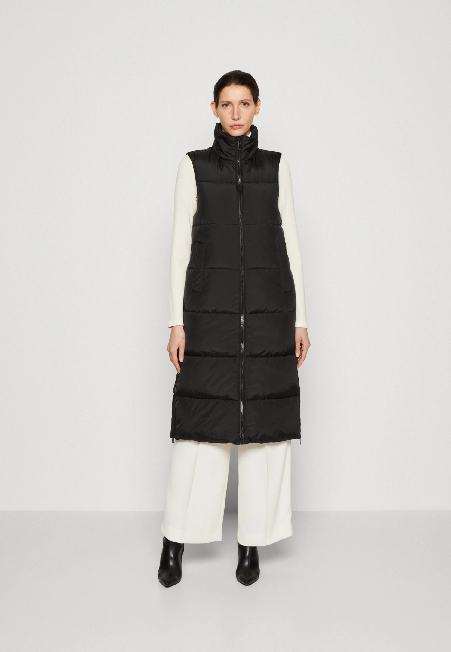 TOM TAILOR Denim Long Puffer VestSmanicatoDeep Black Donna Giacche E Blazer TO721U055-Q11 3 TOM TAILOR Denim Long Puffer VestSmanicatoDeep Black Donna Giacche E Blazer TO721U055-Q11