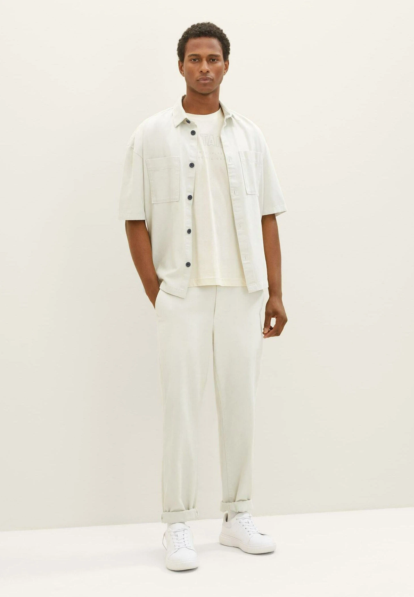 Tom Tailor T-Shirt Con StampaVintage Beige Uomo T-shirt E Polo TO222O19P-B11 4 Tom Tailor T-Shirt Con StampaVintage Beige Uomo T-shirt E Polo TO222O19P-B11 - immagine 2