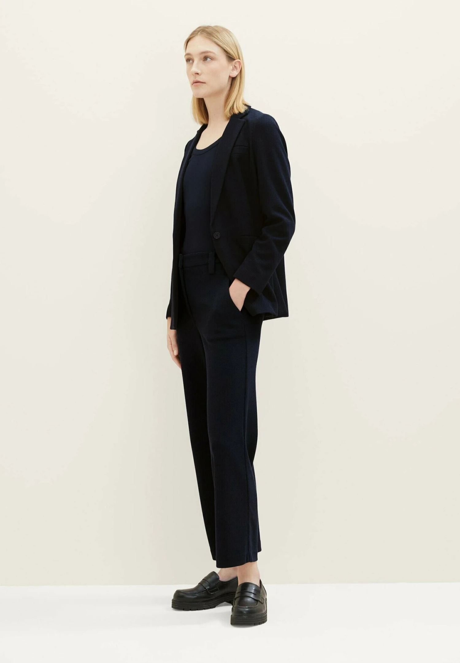 Tom Tailor Mit StrukturBlazerSky Captain Blue Donna Giacche E Blazer TO221G0D5-K11 4 Tom Tailor Mit StrukturBlazerSky Captain Blue Donna Giacche E Blazer TO221G0D5-K11 - immagine 2