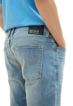 TOM TAILOR Denim Piers Slim Jeans Slim FitUsed Bleached Blue Denim Uomo Jeans TO722G0BS-K12 -Tom Tailor f1fe5f3ae4cc4fcb9dc3771f81883685
