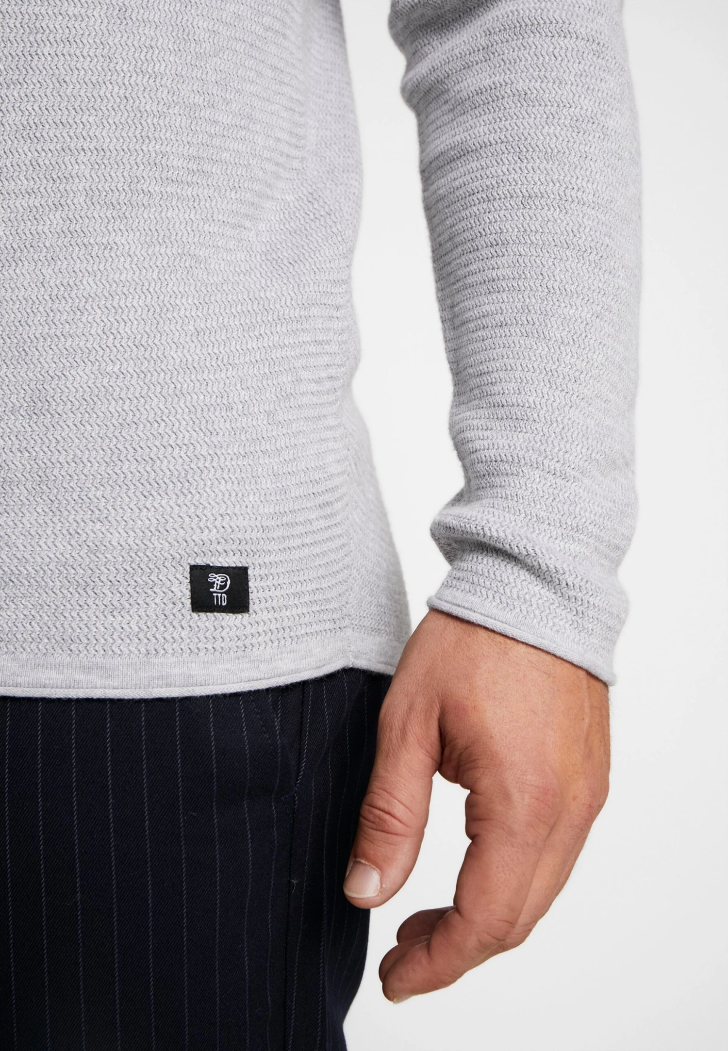 TOM TAILOR Denim Zigzag Structured CrewneckMaglioneLava Stone Grey Melange Uomo Maglieria TO722Q080-C11 8 TOM TAILOR Denim Zigzag Structured CrewneckMaglioneLava Stone Grey Melange Uomo Maglieria TO722Q080-C11 - immagine 6