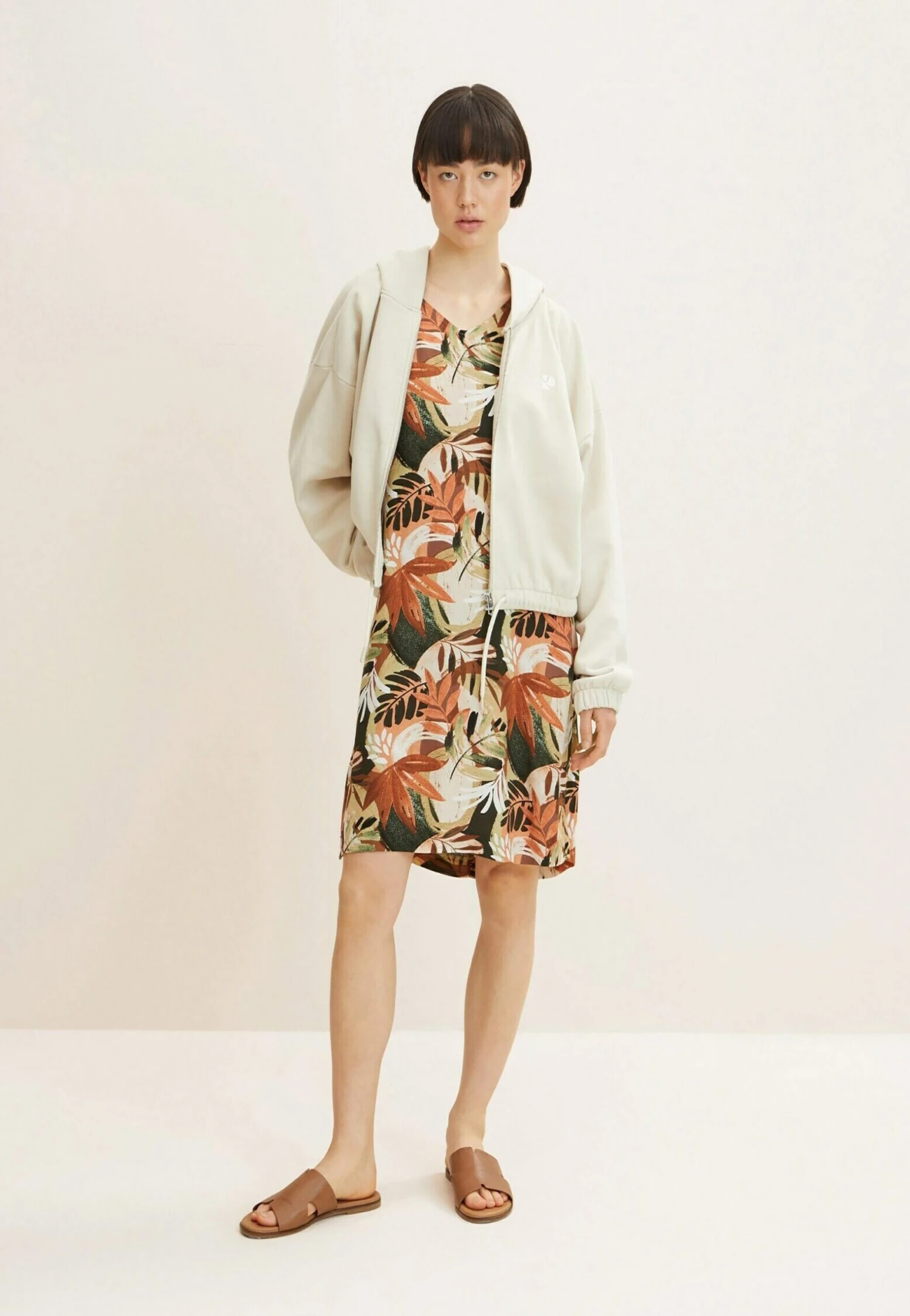 Tom Tailor Vestito EstivoColorful Summerly Design Donna Vestiti TO221C0O8-O11 3 Tom Tailor Vestito EstivoColorful Summerly Design Donna Vestiti TO221C0O8-O11