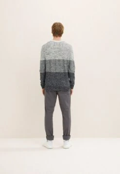 Tom Tailor Mit Struktur MaglioneOff White Navy Block Stripe Uomo Maglieria TO222Q0R7-C11 -Tom Tailor fb9064b448194c2eb38c8ccf99f6eb3c