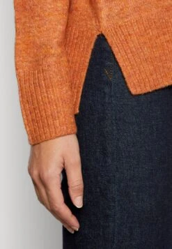 TOM TAILOR Denim Cosy V-Neck MaglioneRusty Amber Donna Maglieria TO721I0JB-O11 -Tom Tailor fcc9c75fa6554bd9837f2ad1faf31664