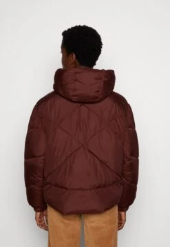 TOM TAILOR Denim Modern Short Giacca InvernaleBitter Chocolate Donna Giacche E Blazer TO721U04G-O11 10 TOM TAILOR Denim Modern Short Giacca InvernaleBitter Chocolate Donna Giacche E Blazer TO721U04G-O11 -Tom Tailor ff717f5c2fc846009085da431b609702