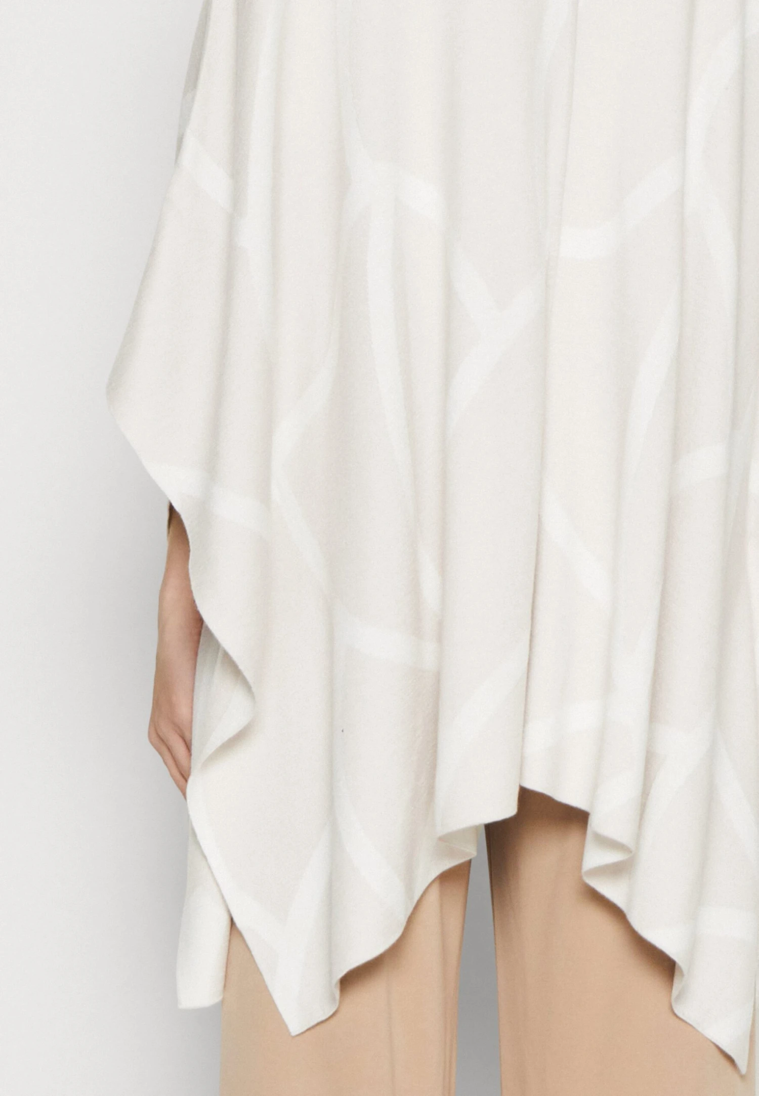 Tom Tailor MantellaGrey/Offwhite Donna Giacche E Blazer TO221I0TT-B11 8 Tom Tailor MantellaGrey/Offwhite Donna Giacche E Blazer TO221I0TT-B11 - immagine 6